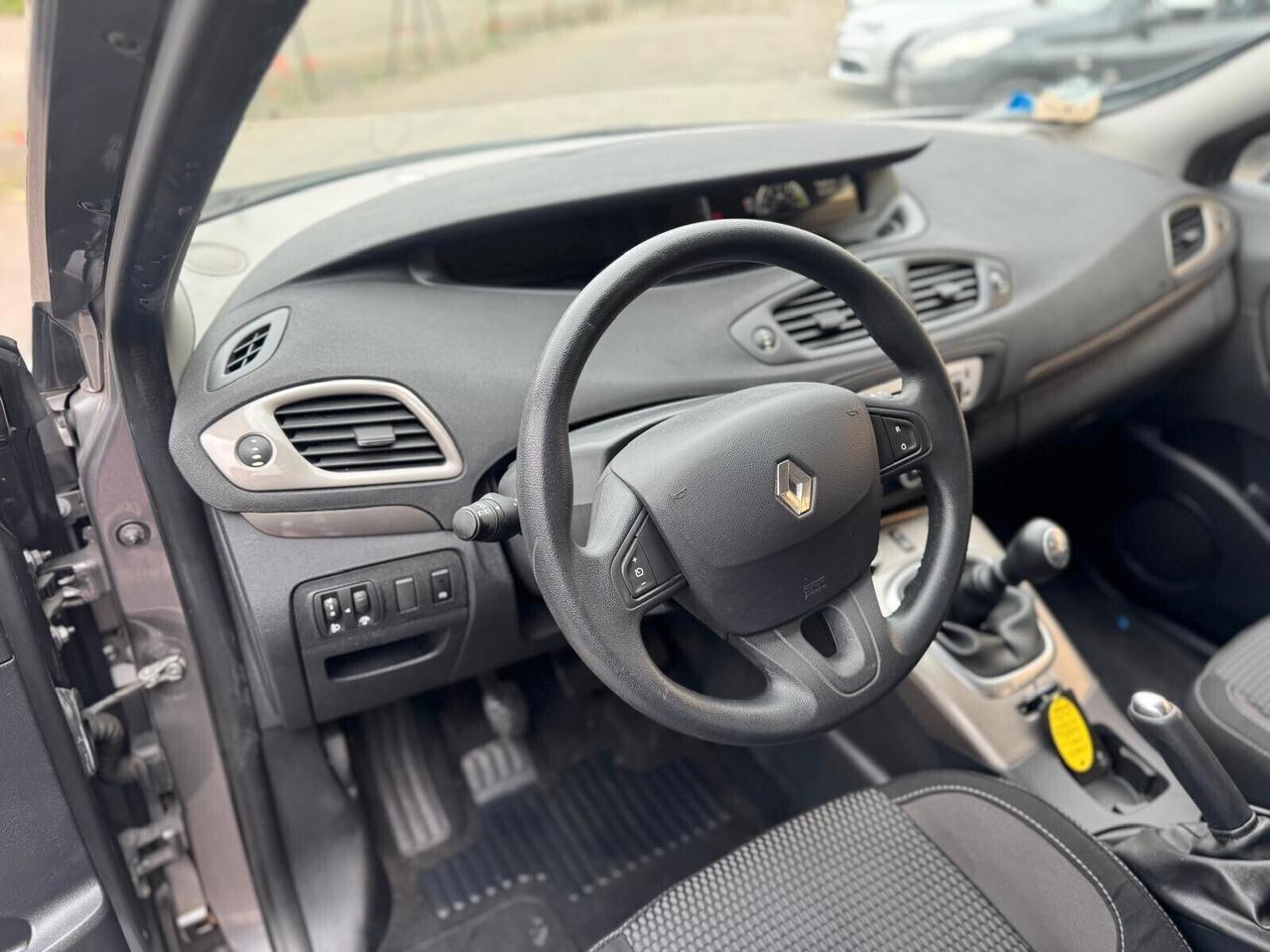 Renault Scenic XMod 4x4 2014 1.5 Diesel SOLI 76.000 KM