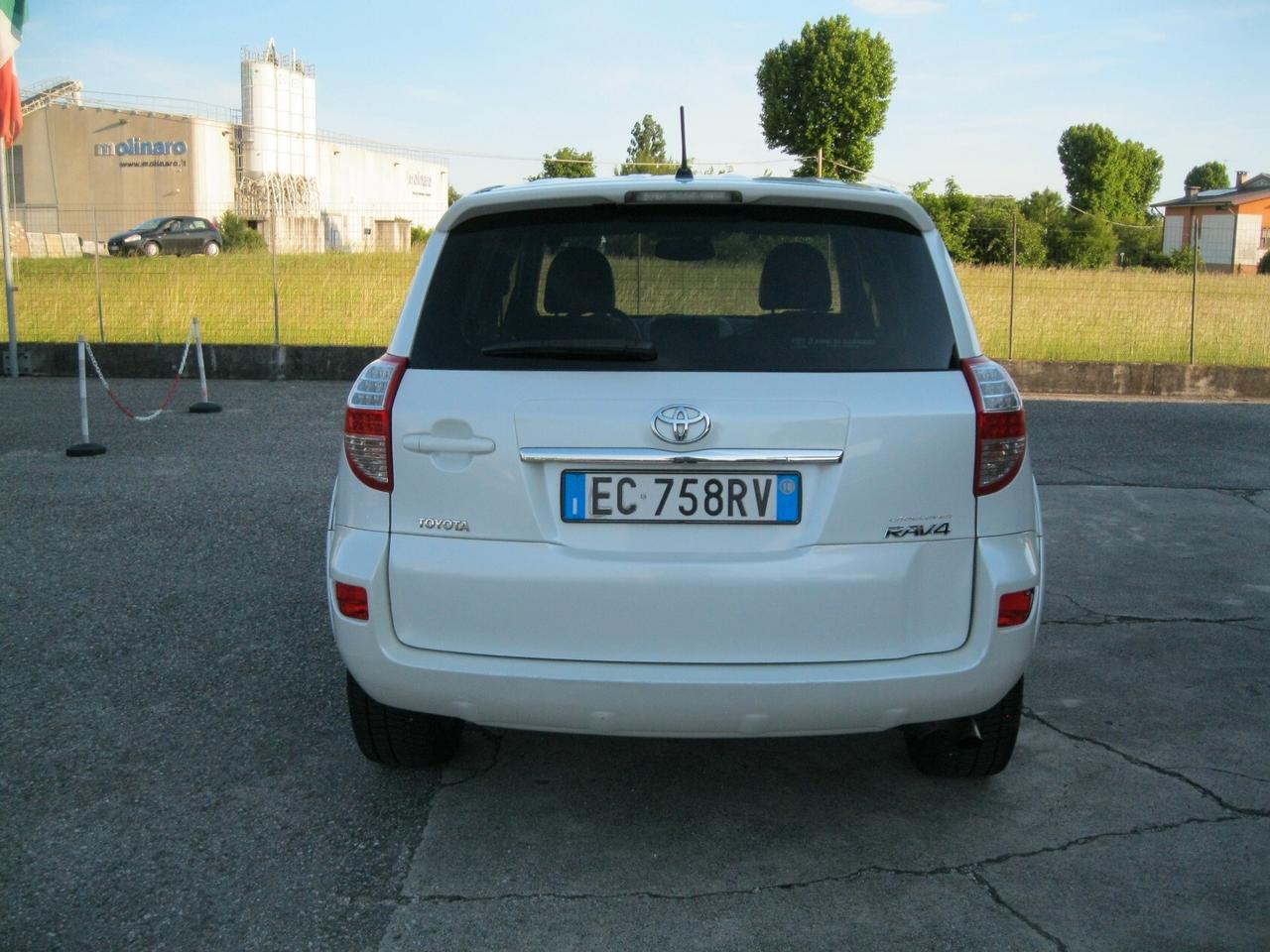 Toyota RAV 4 RAV4 Crossover 2.2 D-Cat A/T 150 CV Executive