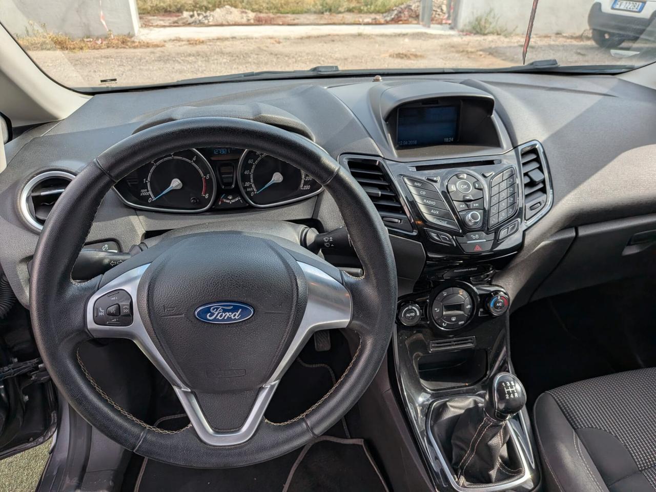 Ford Fiesta 1.5 TDCi 75CV 5 porte Titanium