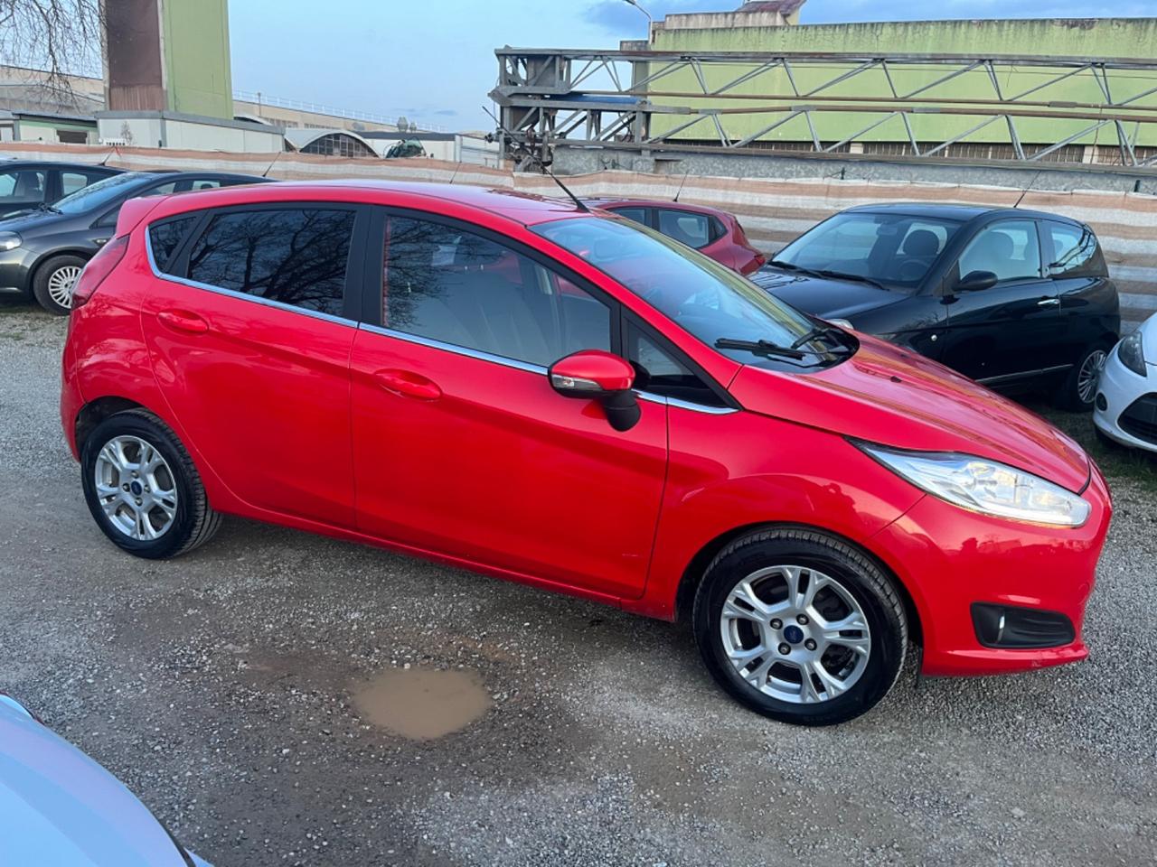Ford Fiesta 1.4 5 porte Bz.- GPL Black & White Edition