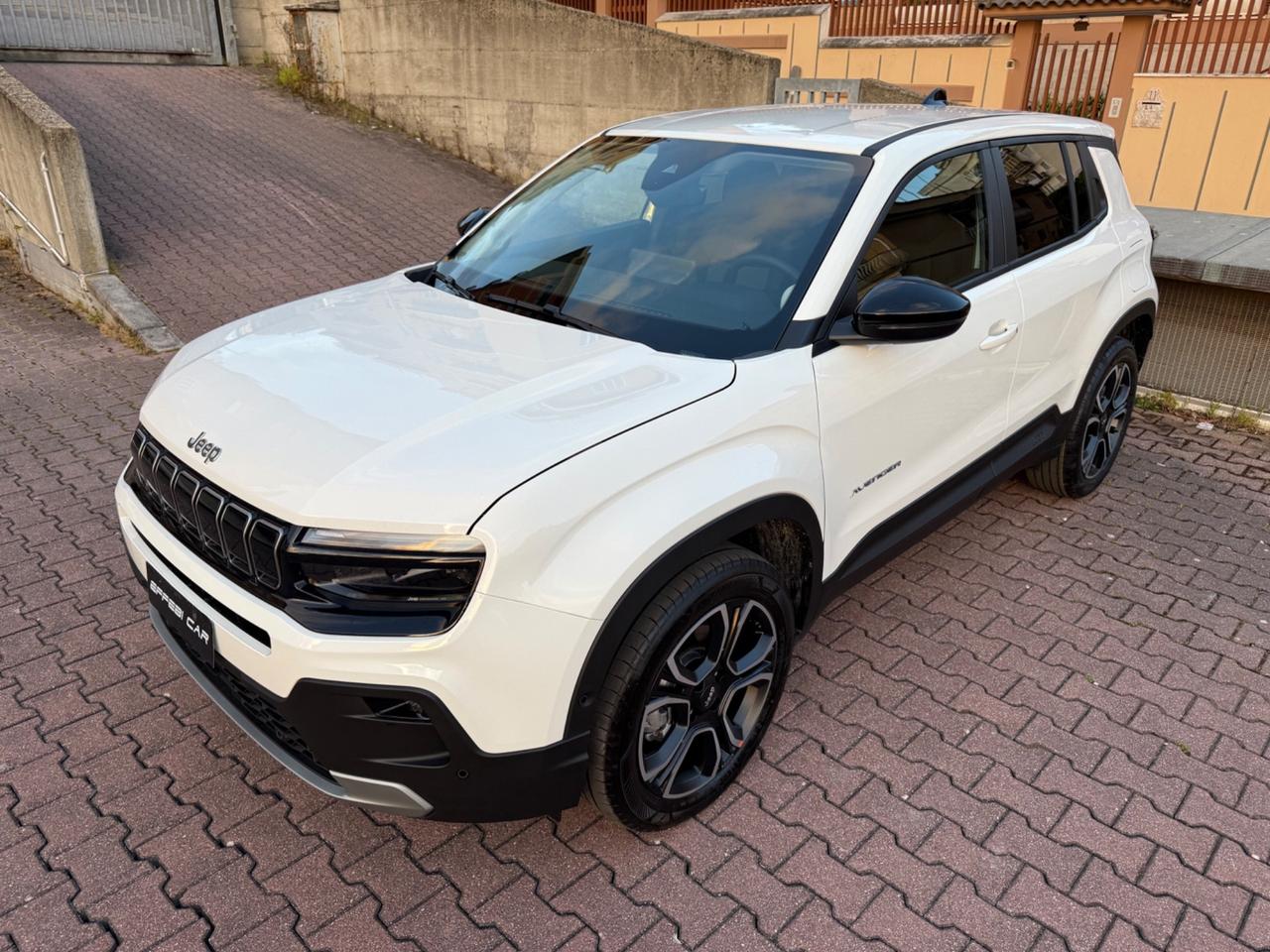 Jeep Avenger 1.2 Turbo 100 CV MHEV Summit