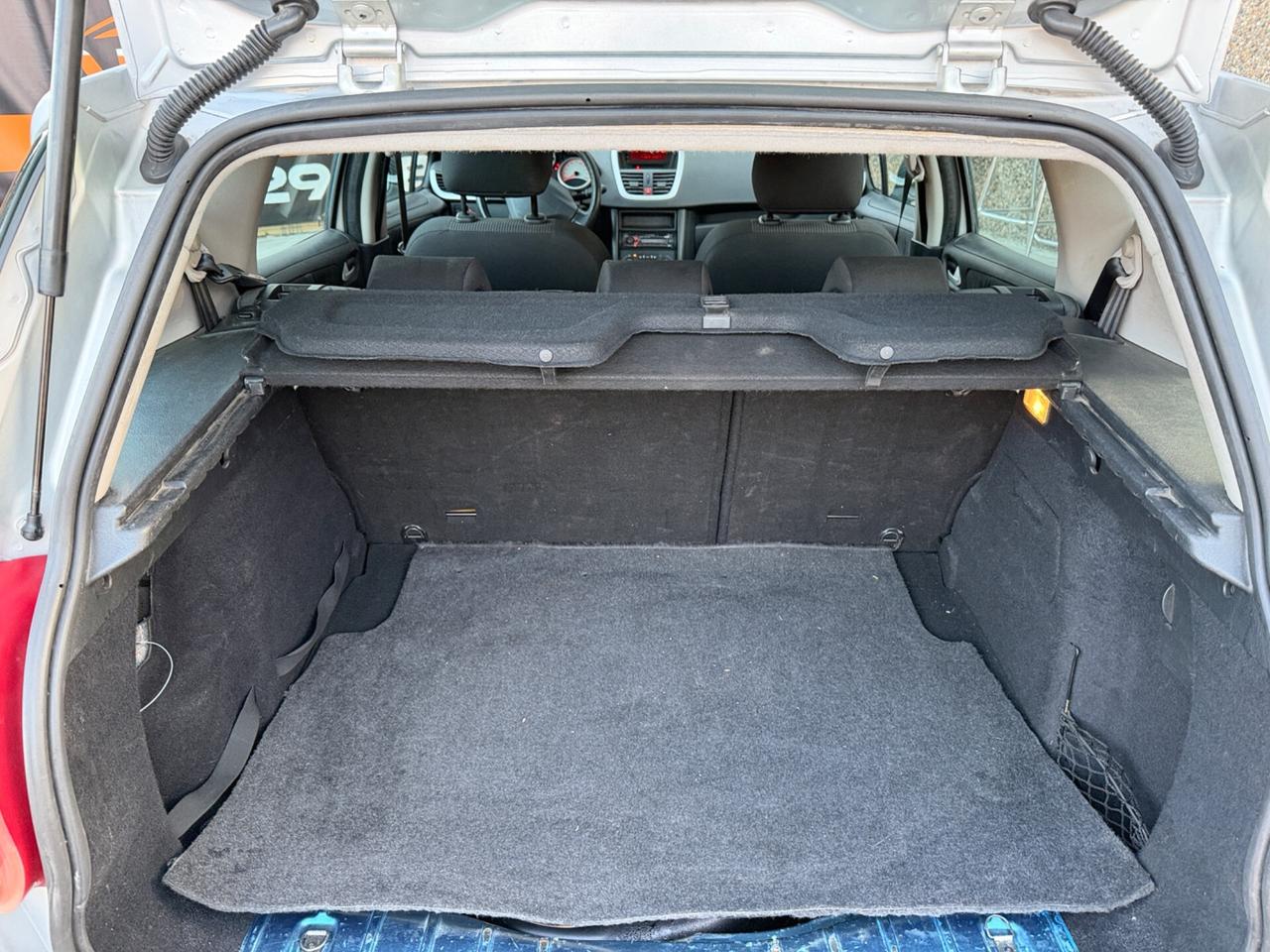 Peugeot 207 1.4 BENZINA Line ECO GPL 2030