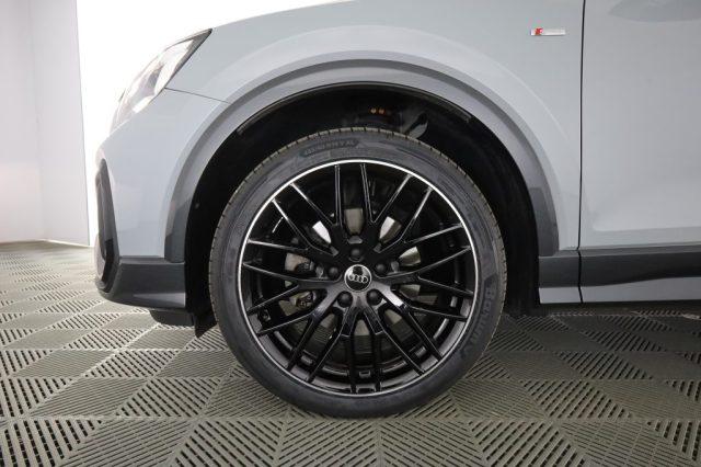 AUDI Q2 Q2 35 TDI S tronic Identity Black