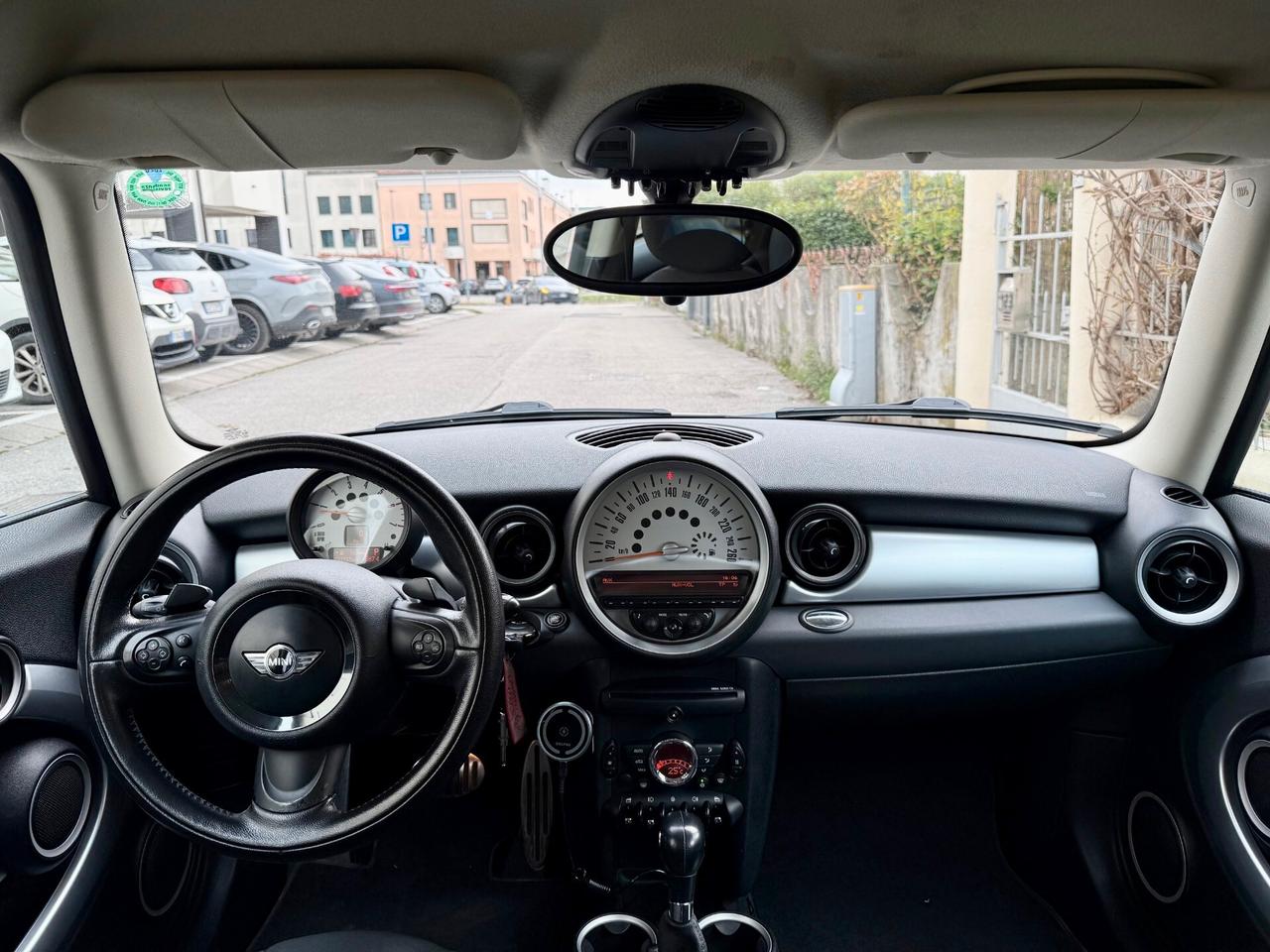 MINI Cooper SD 2.0 auto 143cv