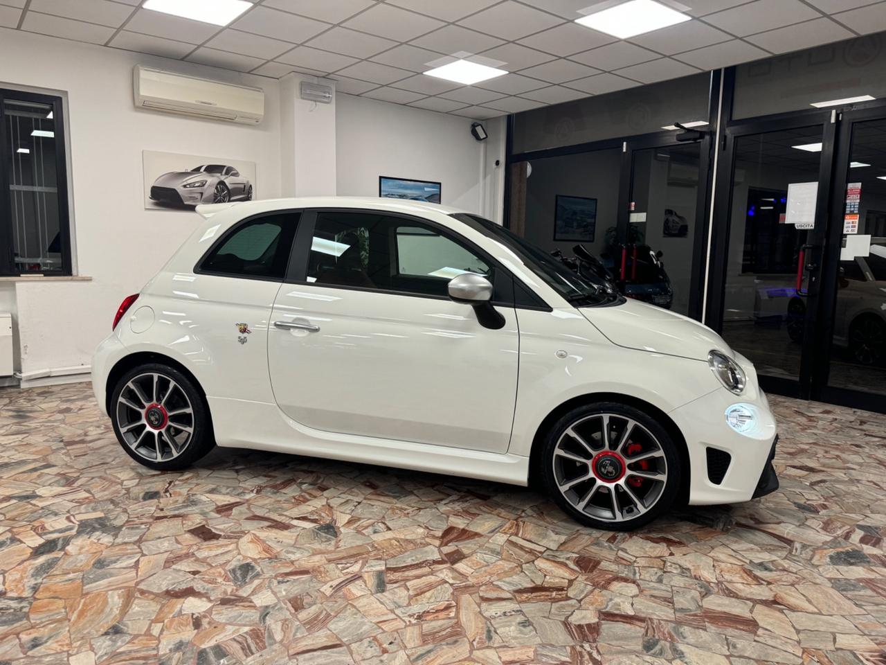 Abarth 595 1.4 Turbo T-Jet 165 CV Turismo