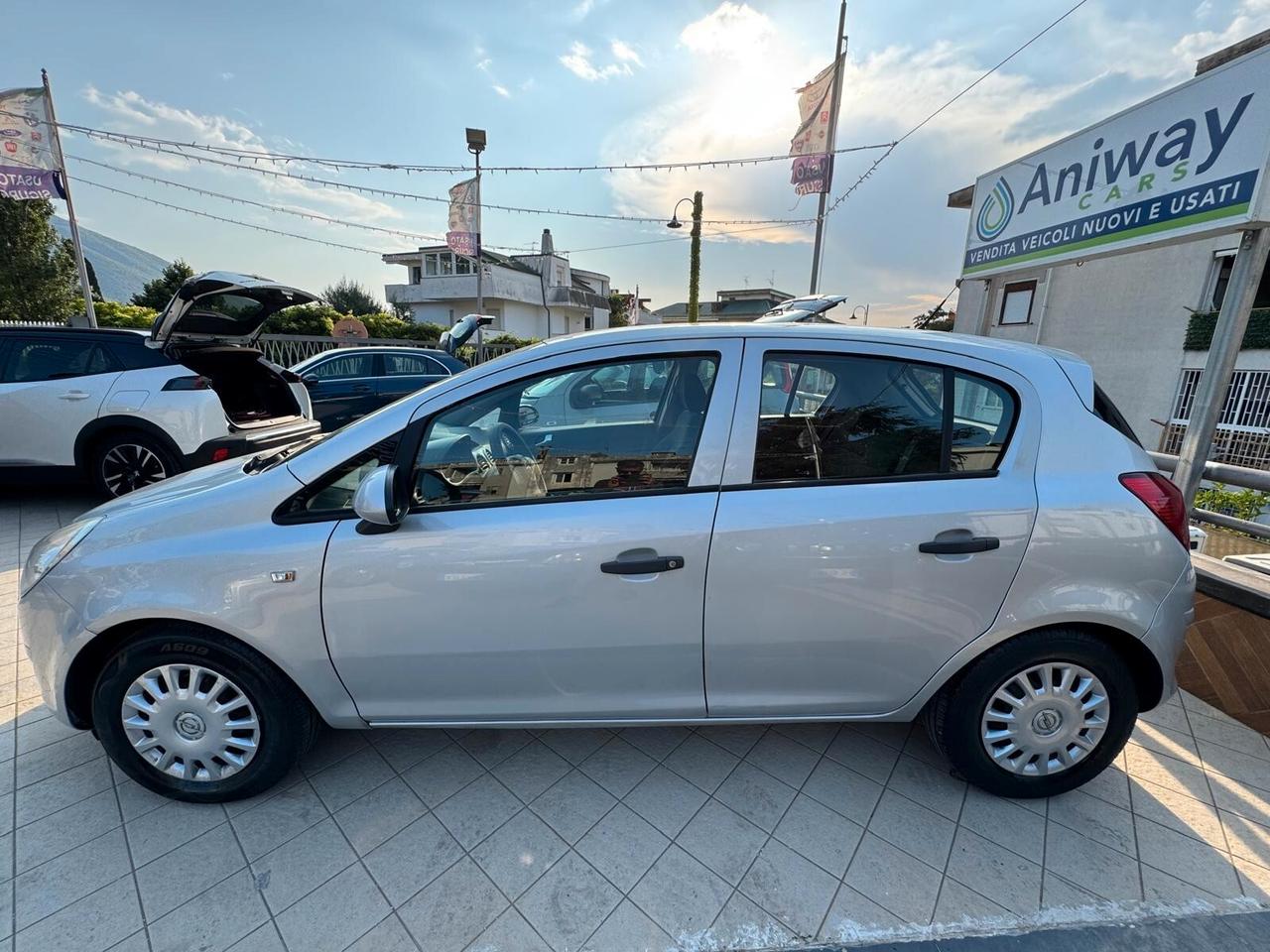 Opel Corsa 1.2 5 porte Enjoy GPL