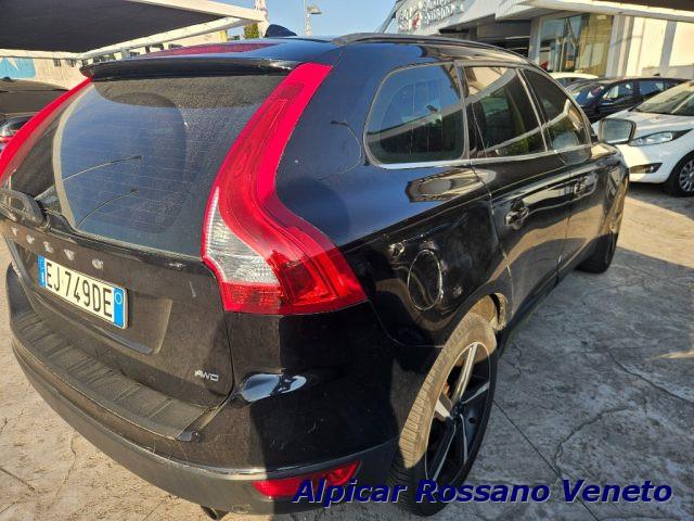 VOLVO XC60 D3 AWD Momentum