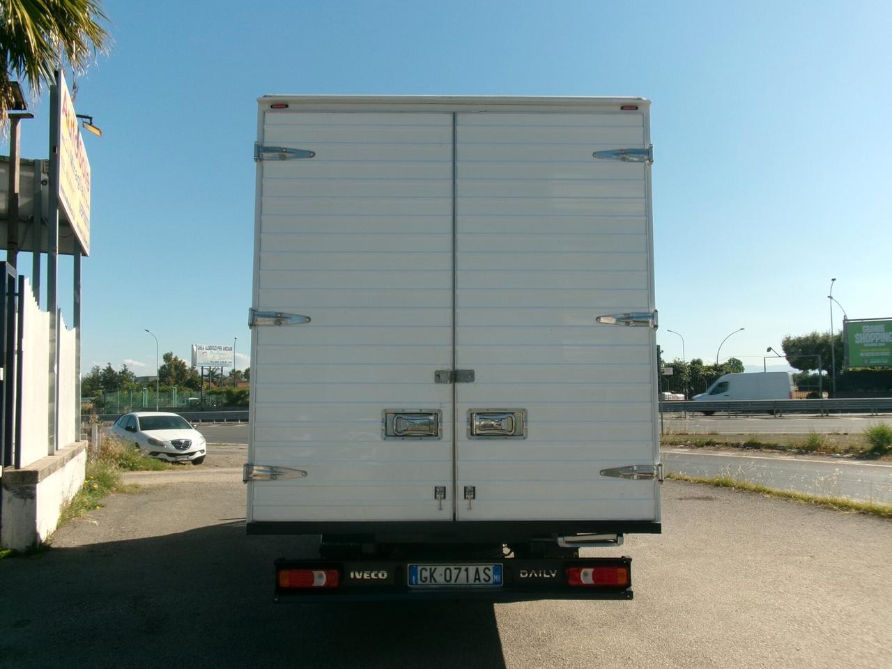 Iveco Daily 35C14 2.3 140CV E6D FURGONE IN LEGA 5 METRI 10 PEDANE