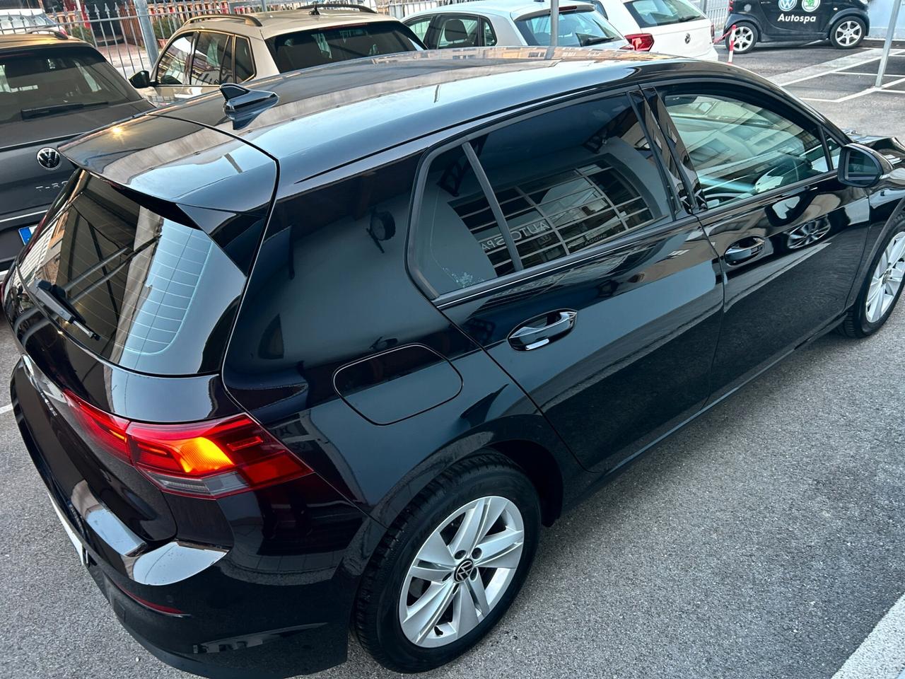 Volkswagen Golf 1.5 TGI DSG Life 2021