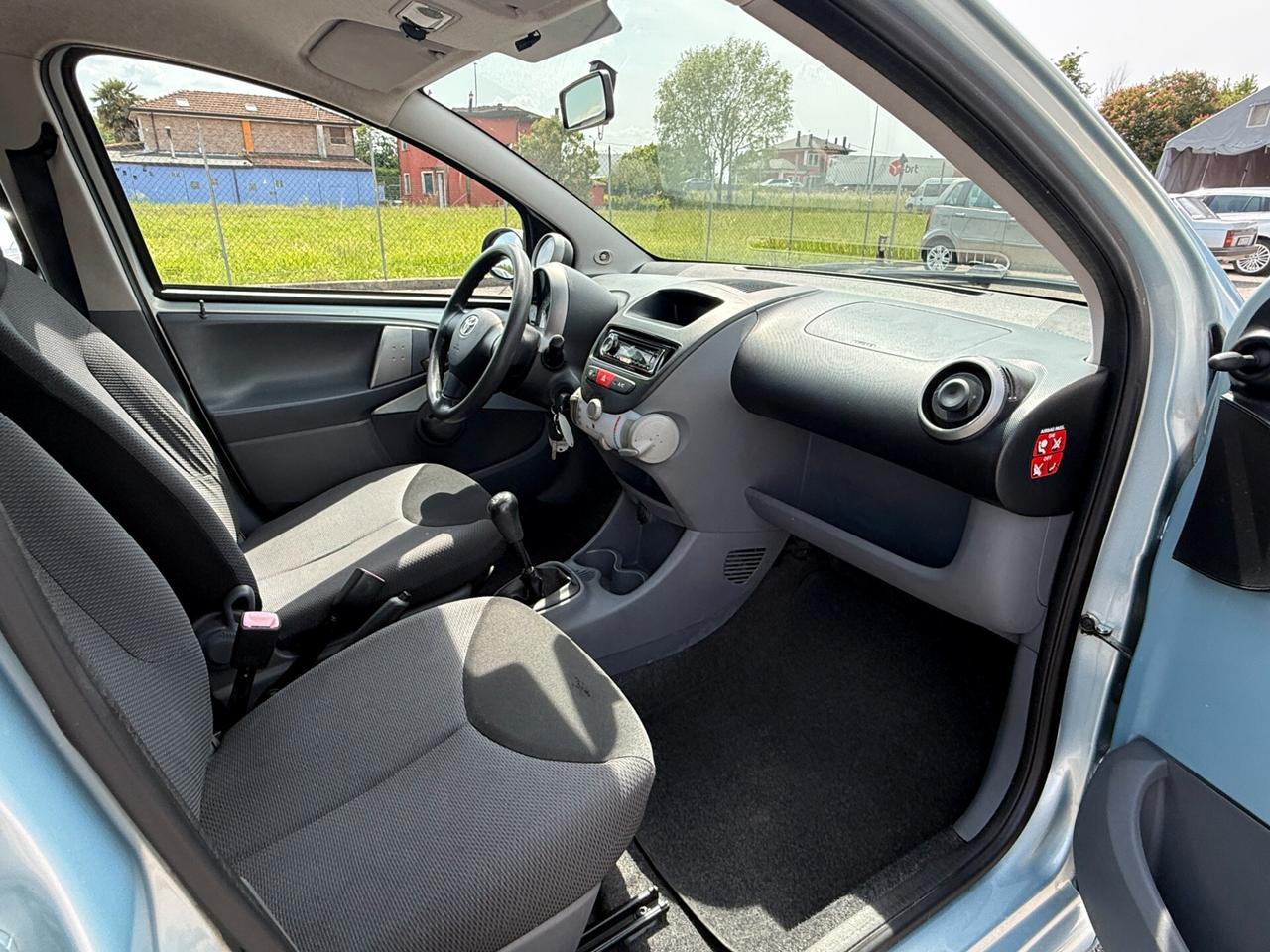 Toyota Aygo 1.0 12V VVT-i 5 porte Now