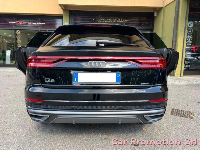 AUDI Q8 3.0 TDI quattro tiptronic S-line