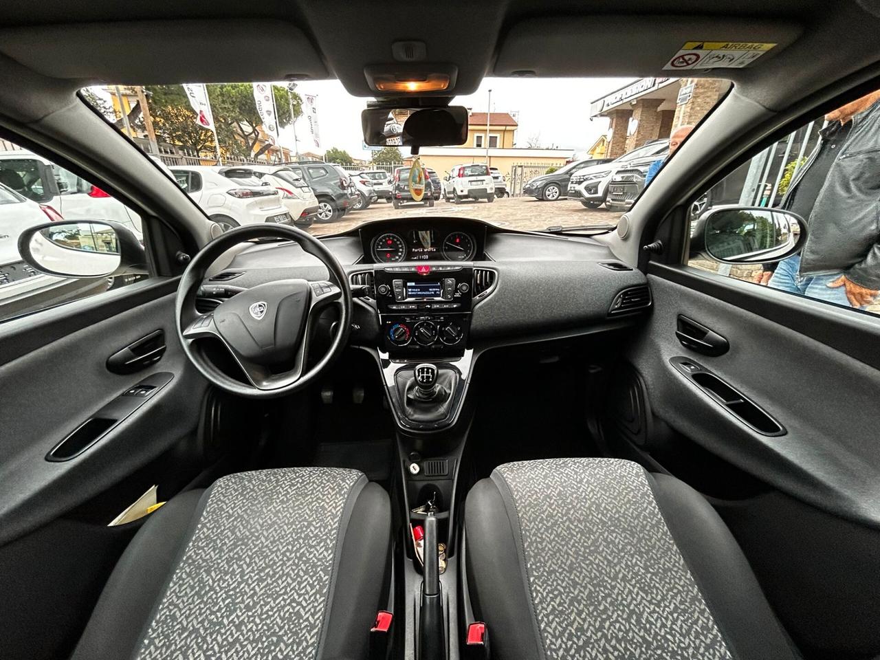 Lancia Ypsilon 1.2 69 CV 5 porte GPL Ecochic Gold