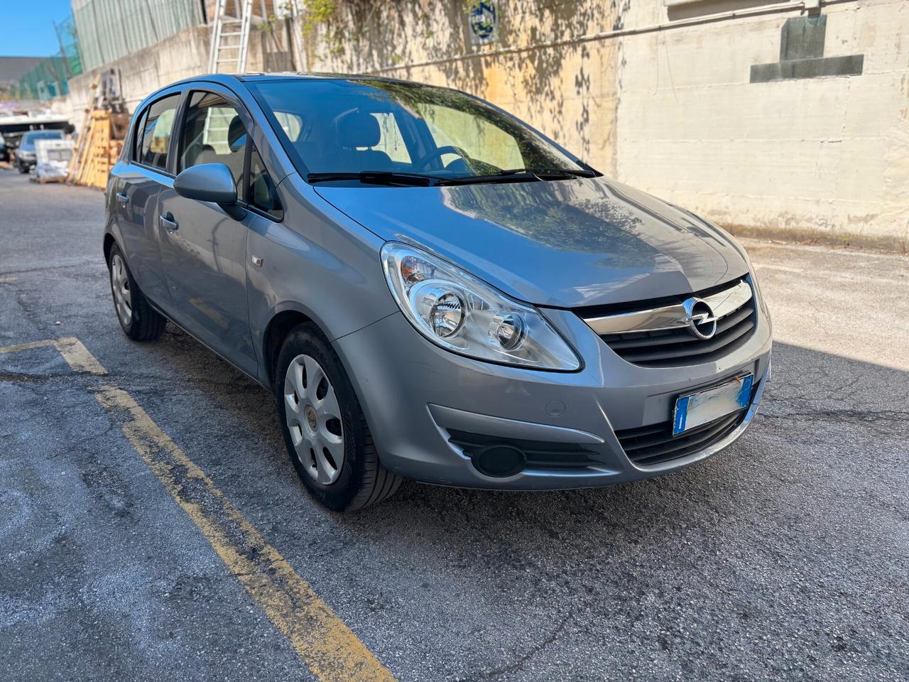 Opel Corsa 1.2 80CV 5 porte GPL OK NEOPATENTATI