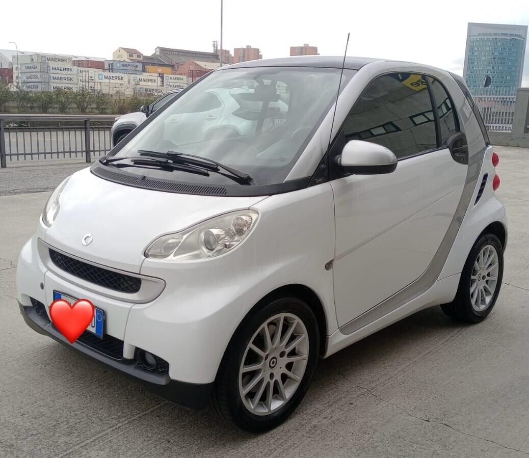 Smart ForTwo 800 40 kW coupé passion cdi 2012