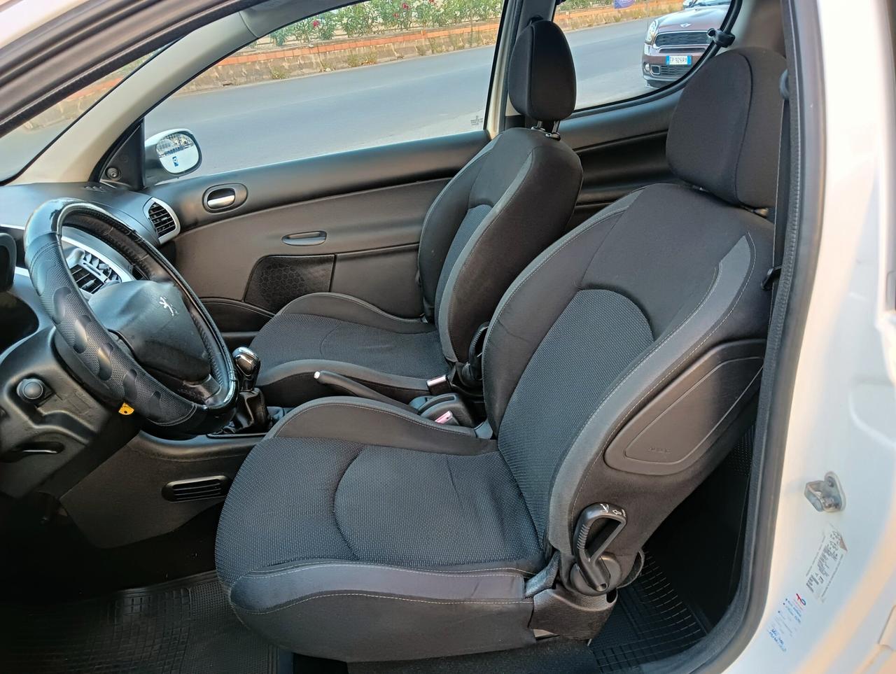 Peugeot 206 Plus 1.4 HDi 70CV Neo Patentati