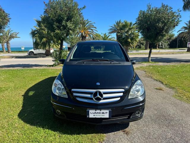 MERCEDES-BENZ B 200 CDI Sport