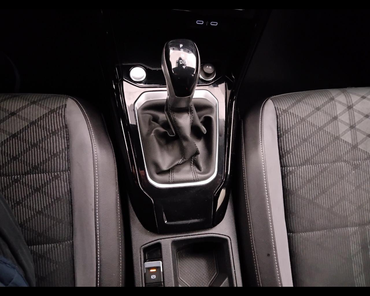 VOLKSWAGEN T-Roc I 2022 - T-Roc 1.5 tsi R-Line dsg