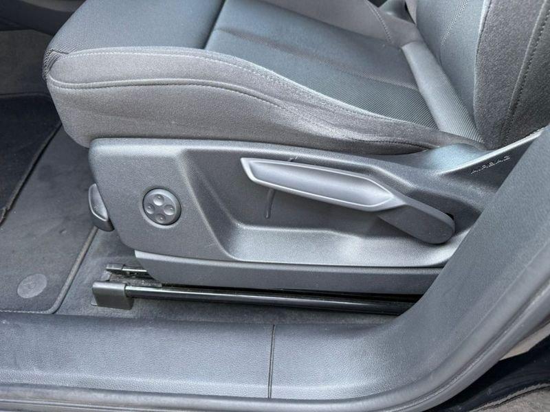 Audi Q5 50 TFSI 299 CV e quattro S tronic Business