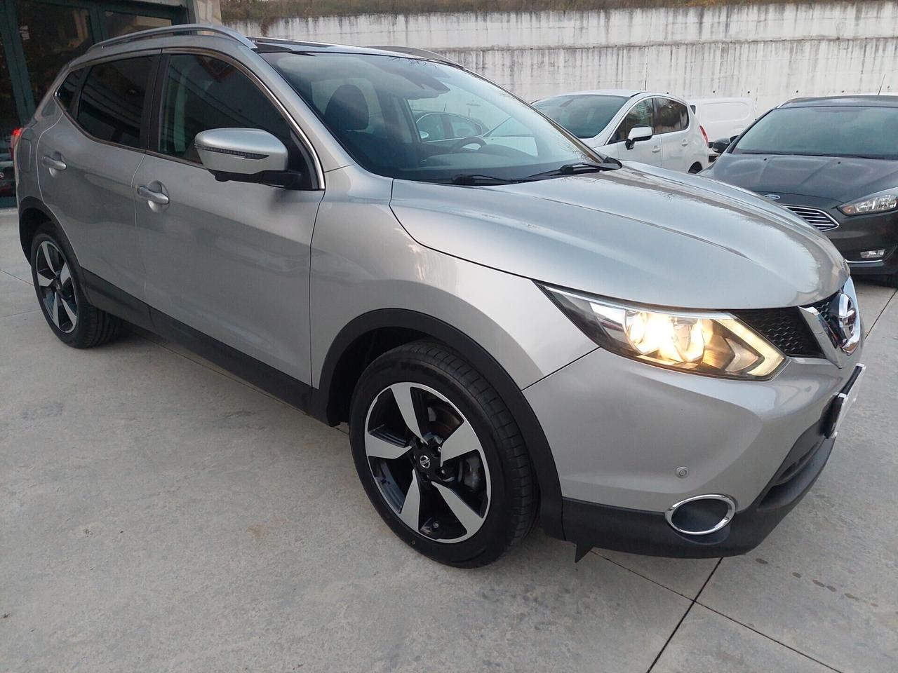 Nissan Qashqai 1.5 dCi 110cv TETTO PANORAMICO