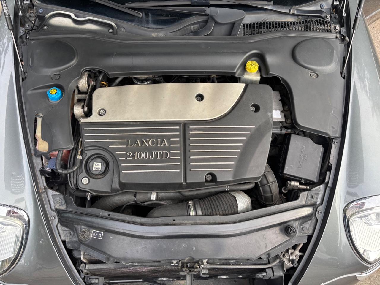 Lancia Thesis 2.4 JTD Executive