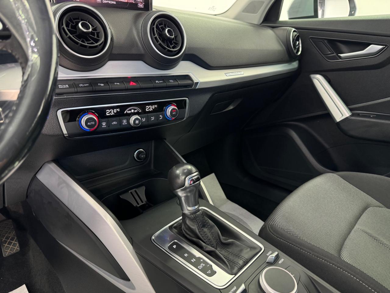 Audi Q2 35 TDI quattro S tronic line Edition