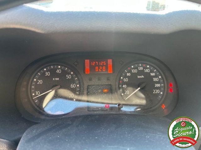 RENAULT Clio 1.2 16V 5 porte Confort