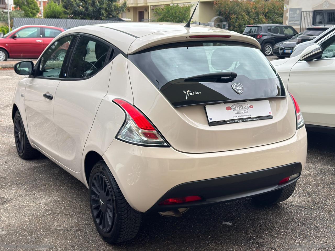 LANCIA Ypsilon 1.2 69 CV 5p. GPL Ecochic Ele.Bl