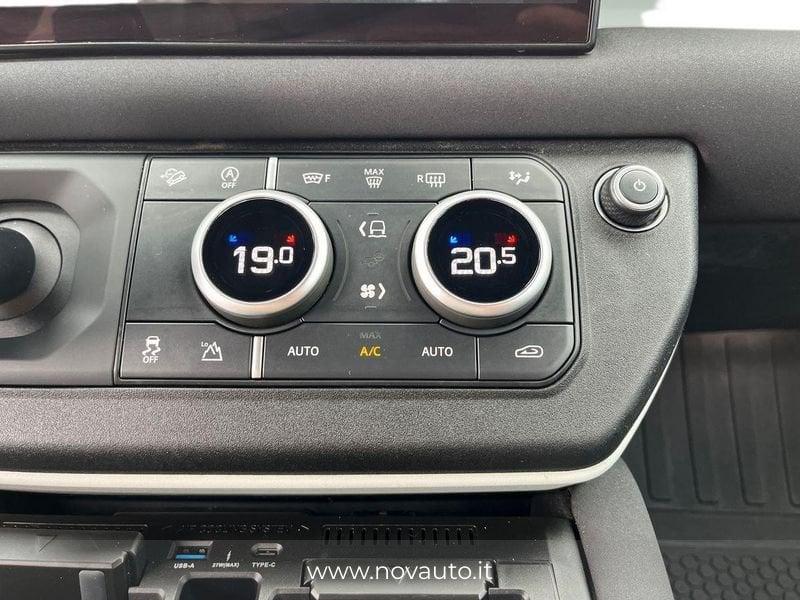 Land Rover Defender 3.0 D6 250 110 X-Dynamic S AWD auto.