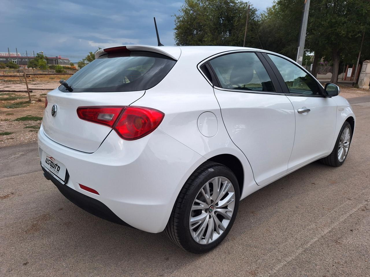 Alfa Romeo Giulietta 1.6 JTDm-2 120 CV Distinctive
