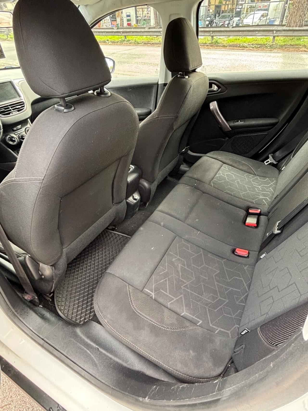 Peugeot 2008 PureTech 82 ETG5 S&S Allure