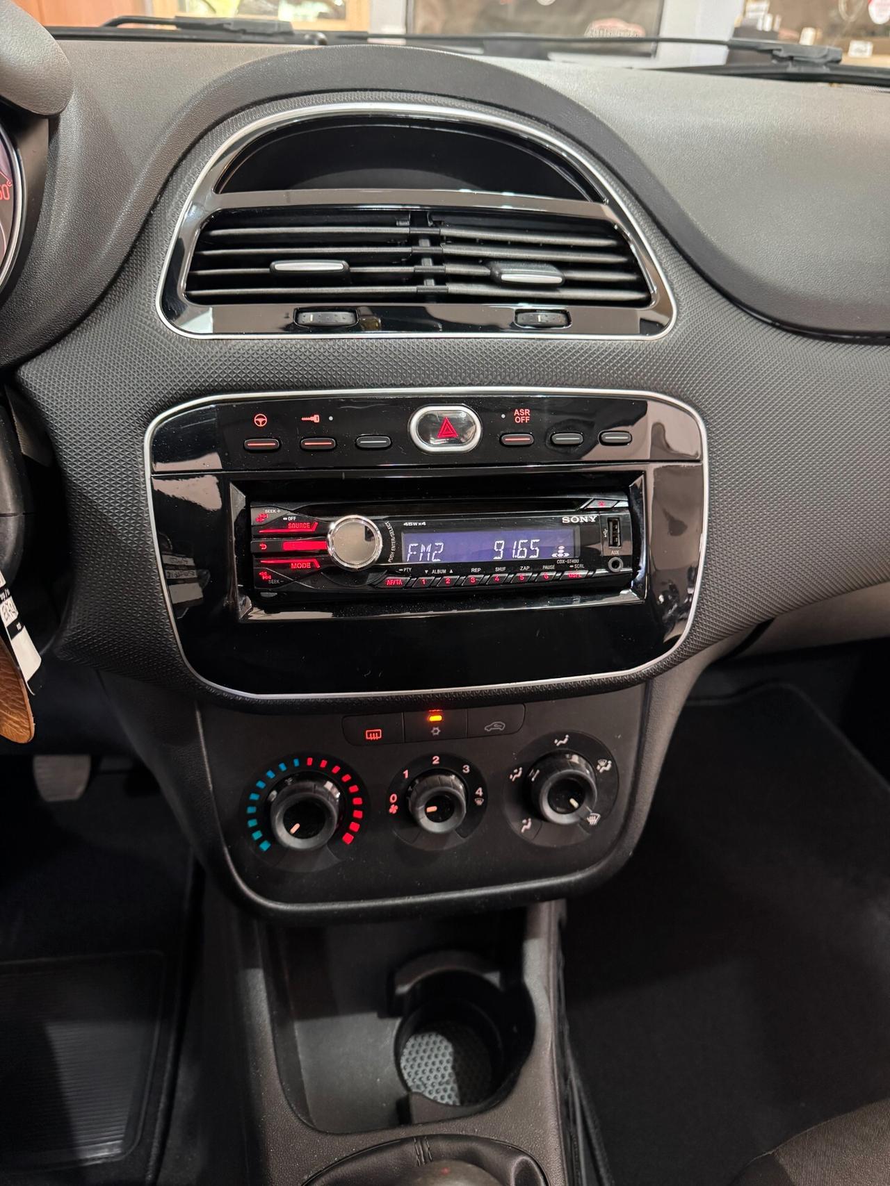 Fiat Punto 1.3 MJT 75 CV 5 porte Lounge OK NEOPATENTATI