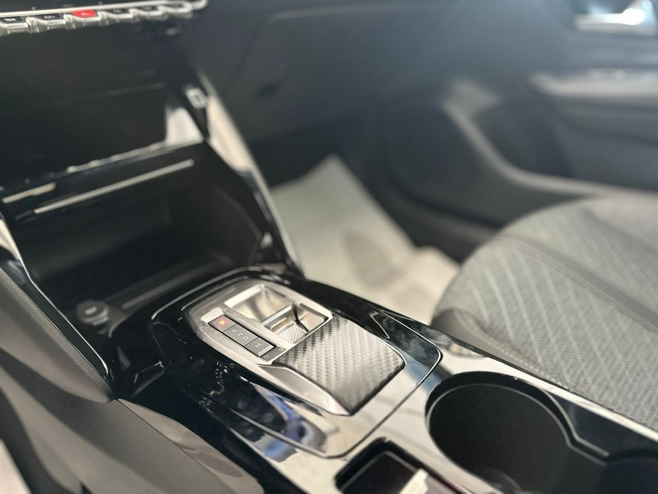 Peugeot 208 Hybrid 110 e-DCS6 Allure