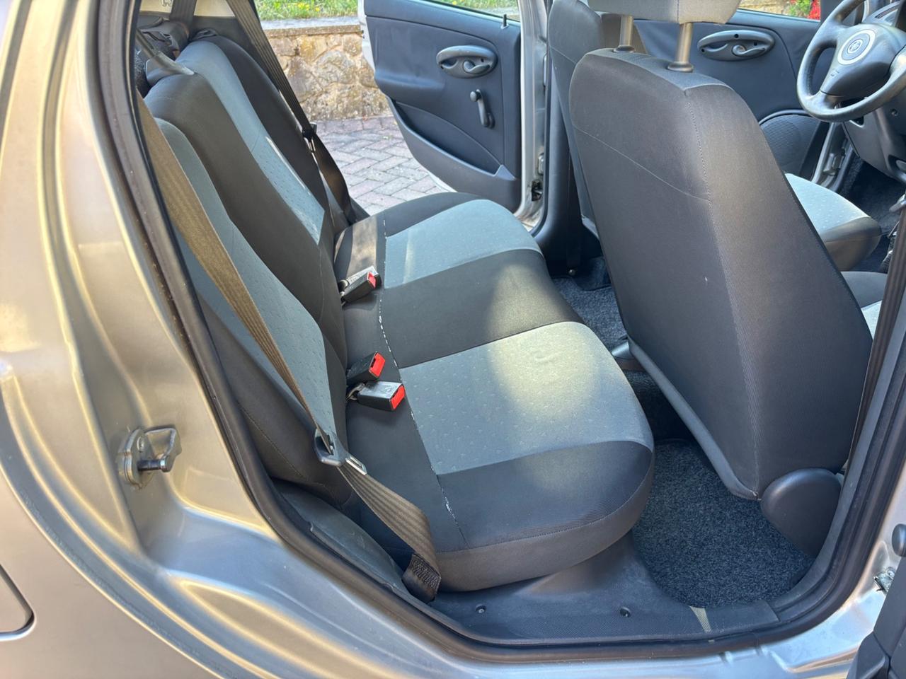 Fiat Punto 1.2 5 porte 60 CV OK NEOPATENTATI