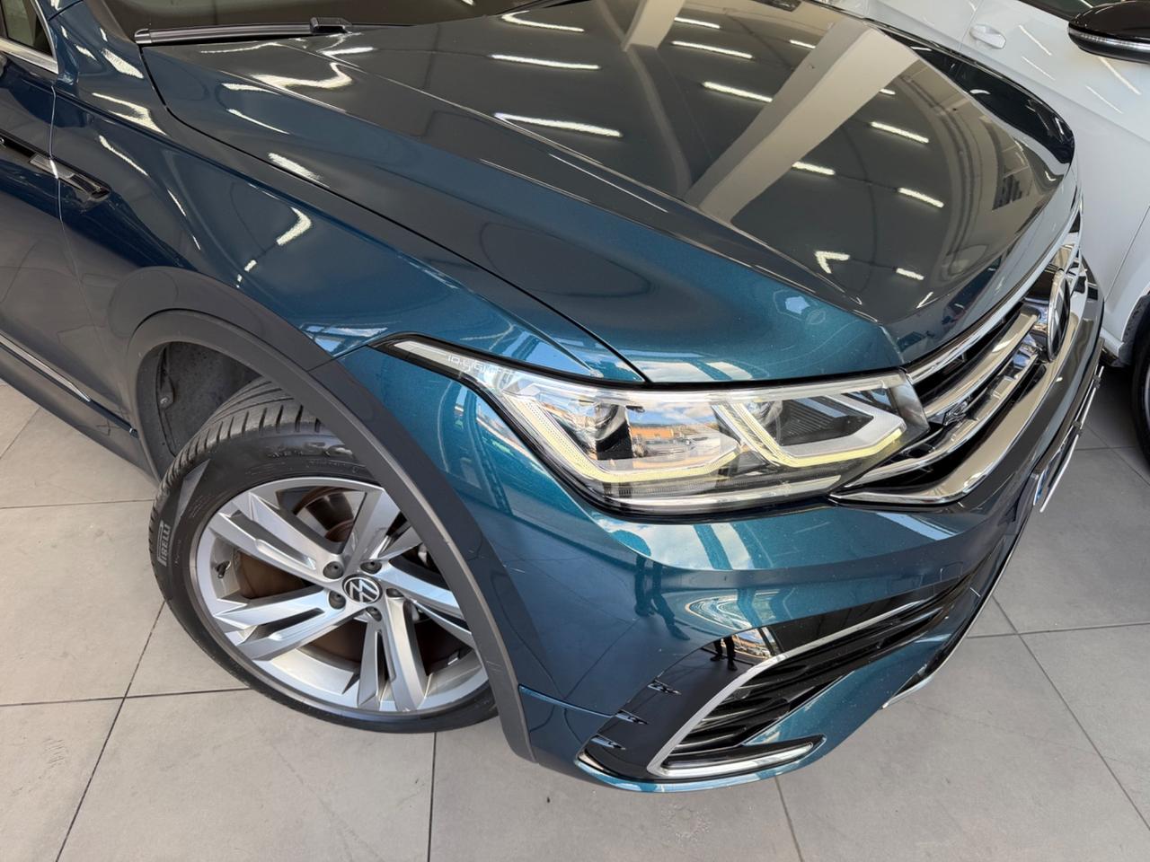 VW Tiguan 2.0 TDI 150 DSG 4MOTION R-Line finanziabile