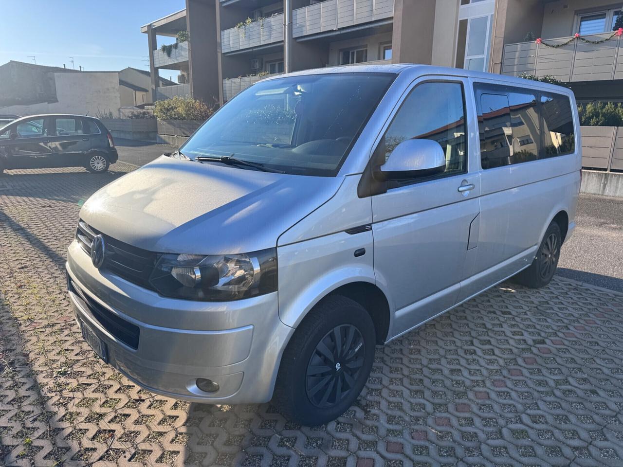 Volkswagen Multivan 2.0 TDI 140CV 9 posti