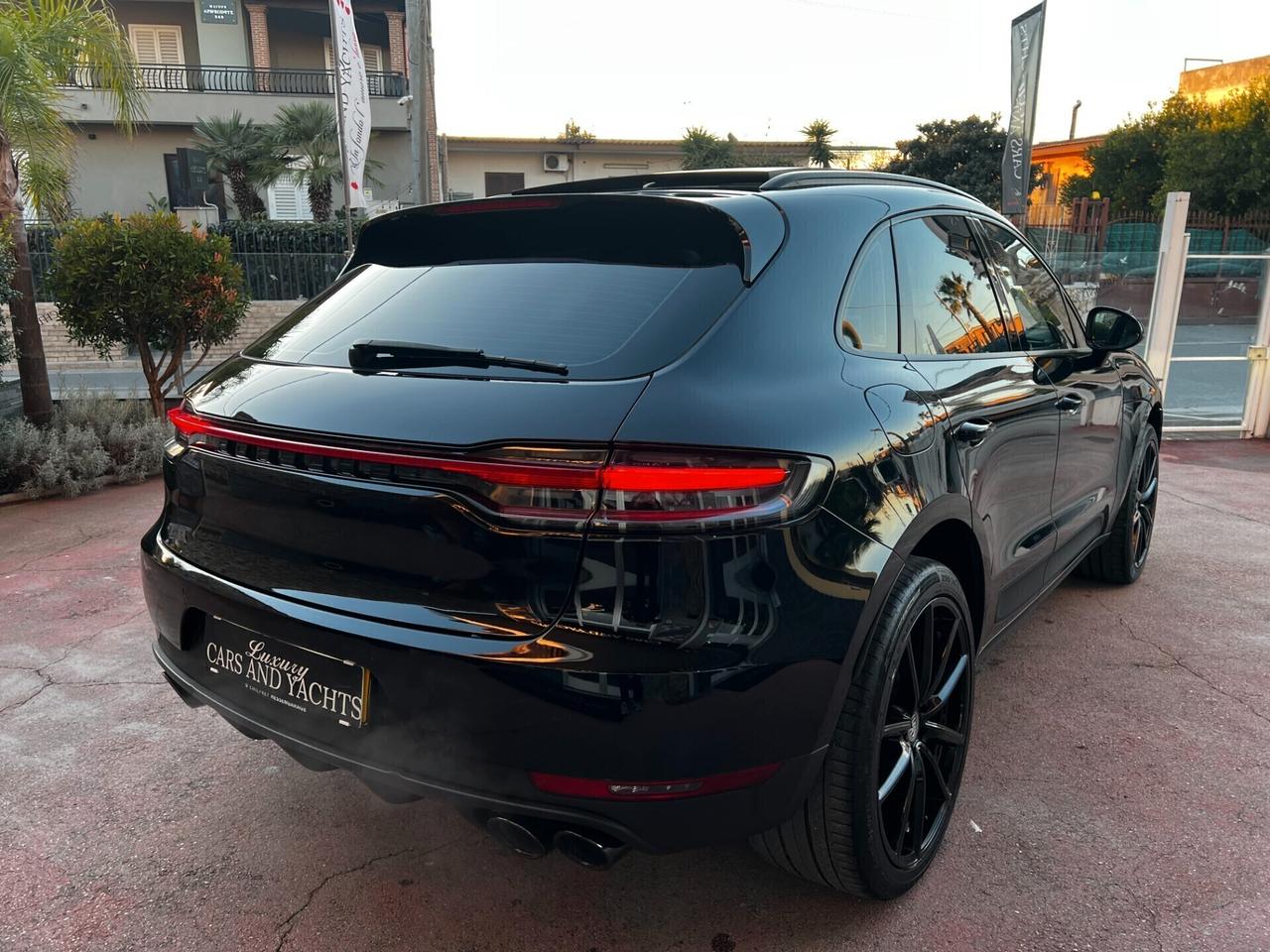 Porsche Macan 2.0 245- TETTO-PASM-TOTAL BLACK-FULL