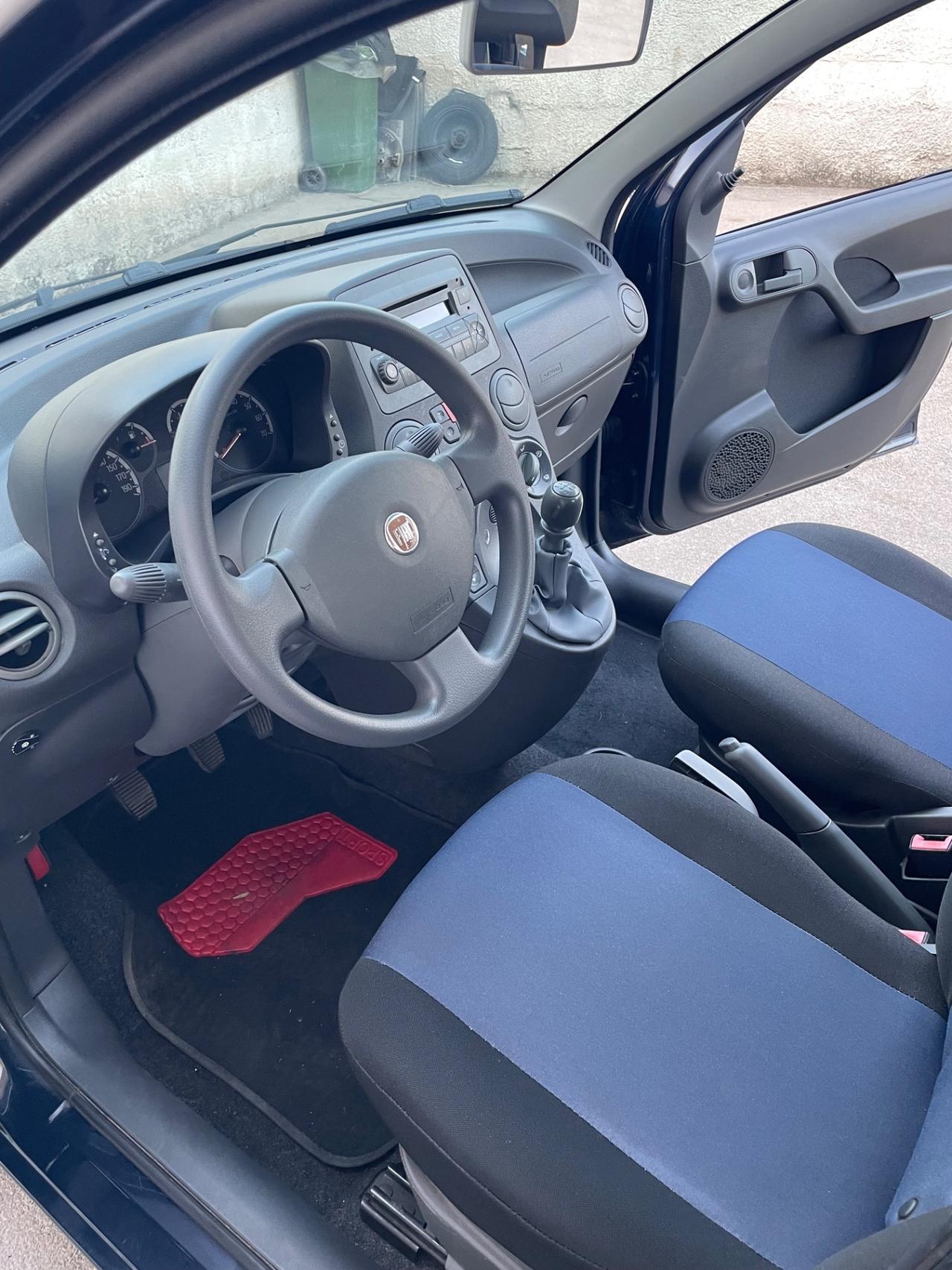 Fiat Panda 1.2 gpl scadenza 2034 full optional tagliandata distribuzione eseguita tutto ok