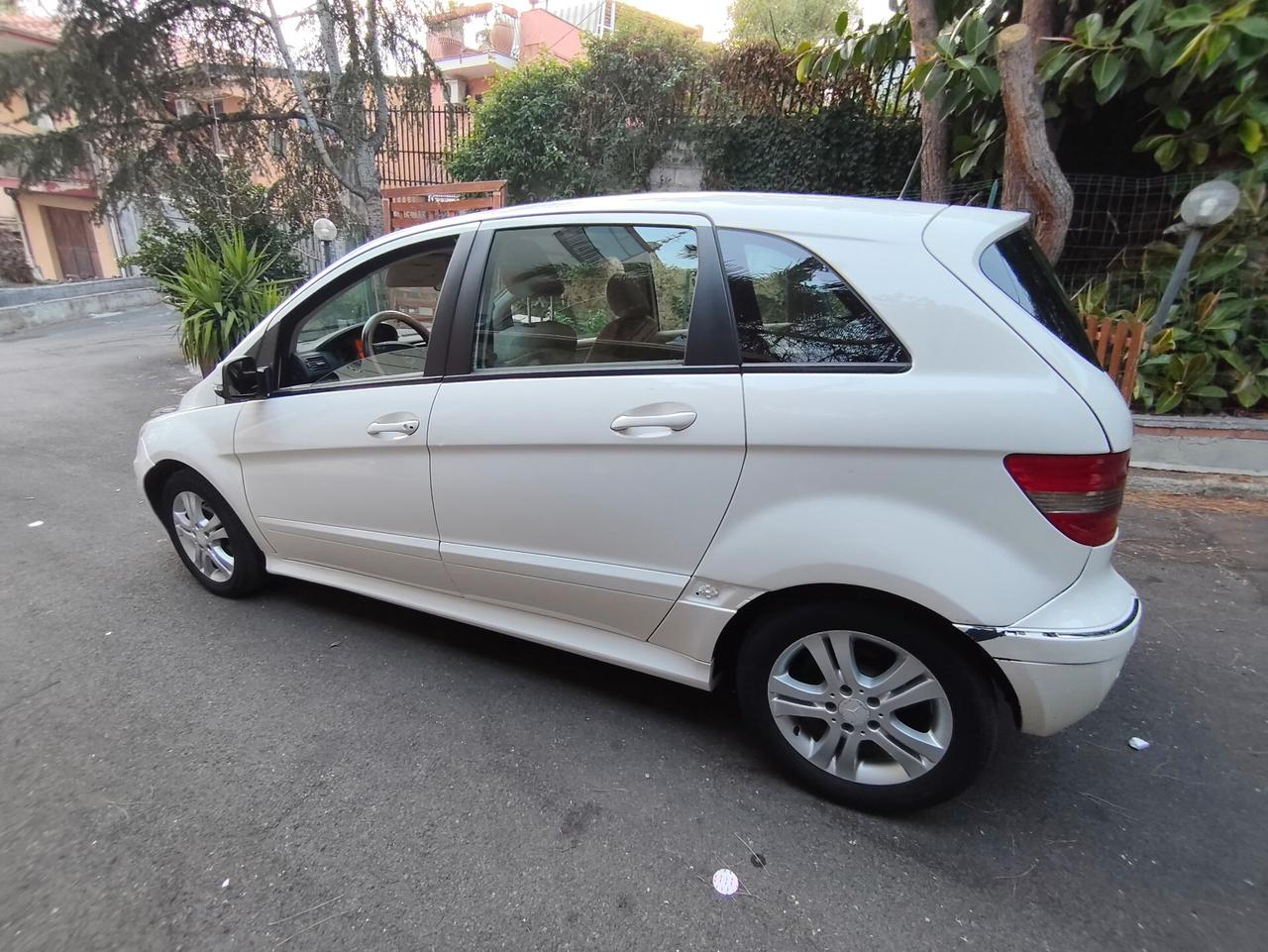Mercedes-benz B 180 CDI 2011
