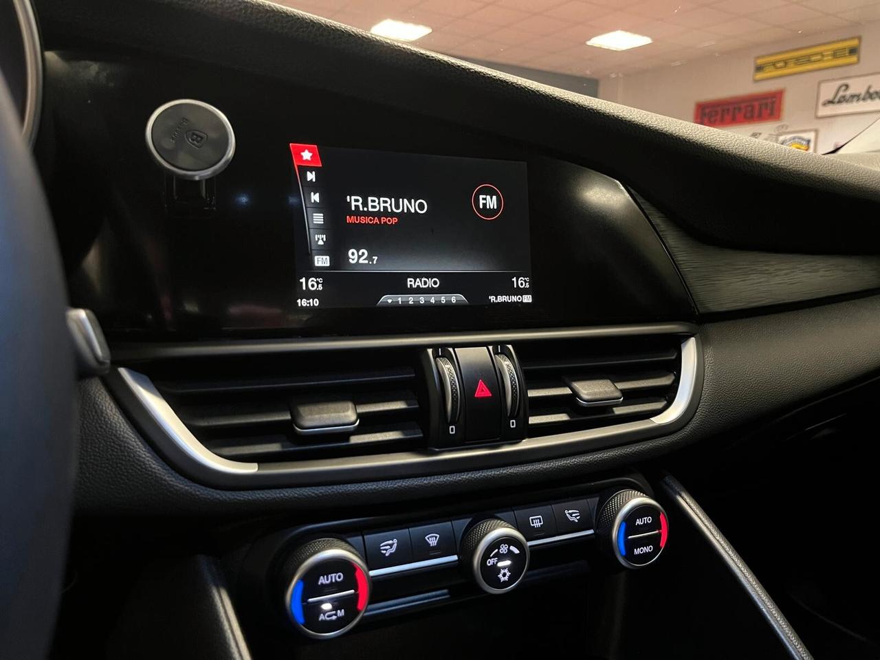Alfa Romeo Giulia 2.2 Turbodiesel 150 CV Super