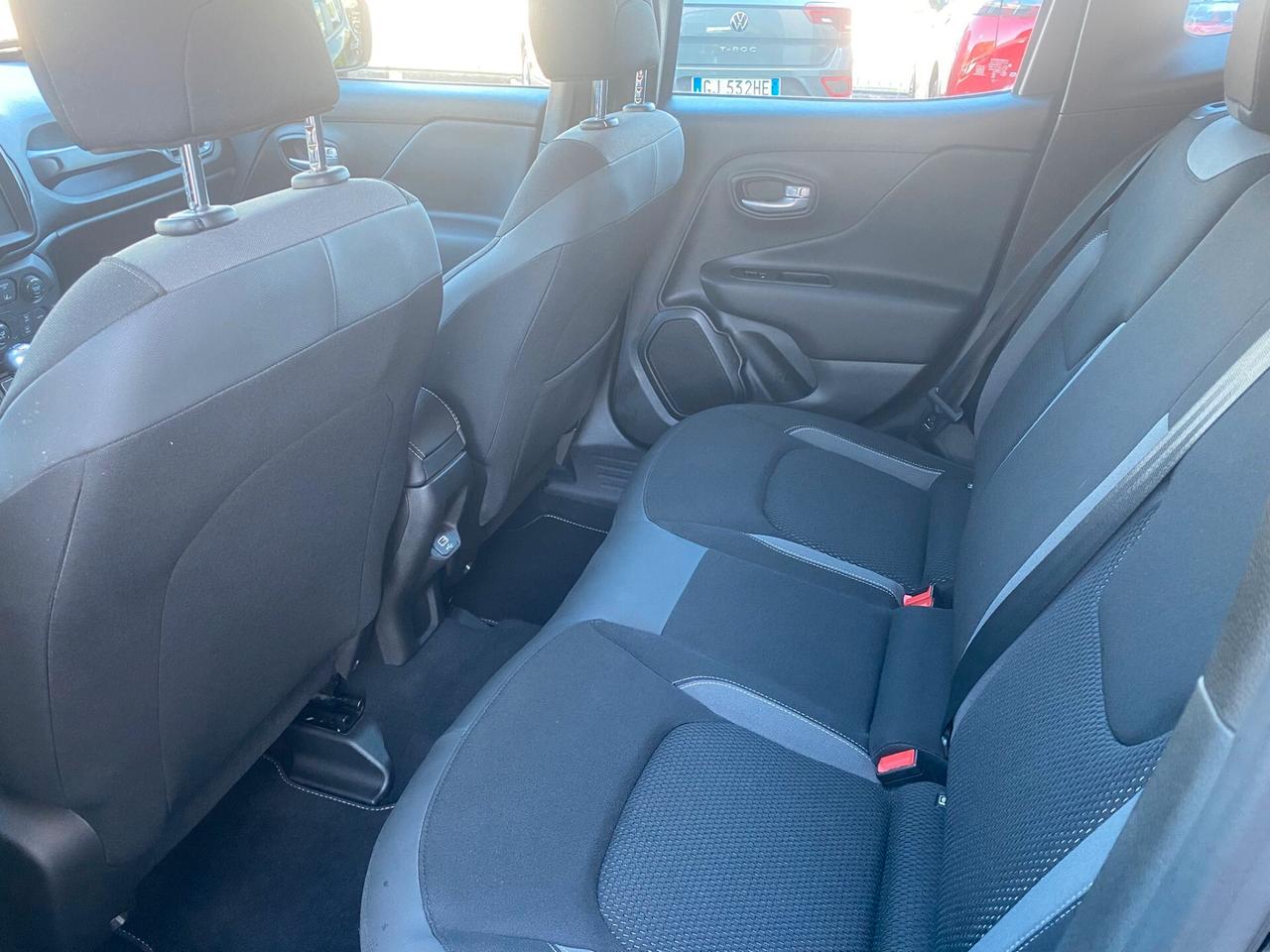 Jeep Renegade 1.6 Mjt 130 CV Longitude