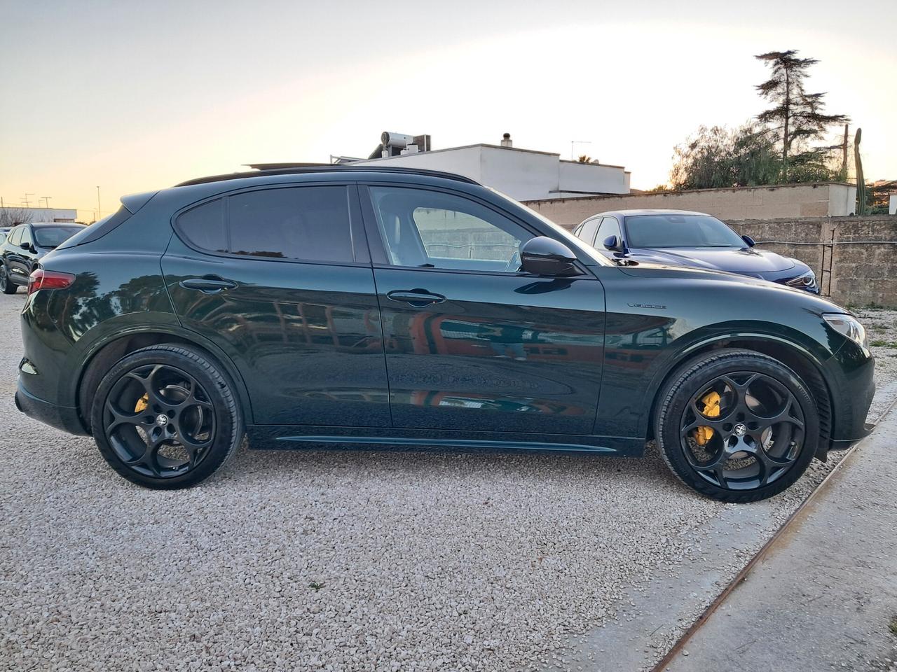 A. R. Stelvio VELOCE-210CV *Q4*TETTO*PELLE*CERCHI21"