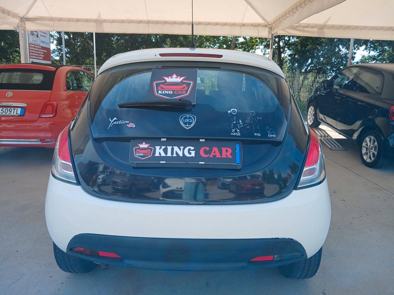 Lancia Ypsilon 1.2 69 CV 5 porte GPL Ecochic Gold km 109000 impianto casa madre rinnovato