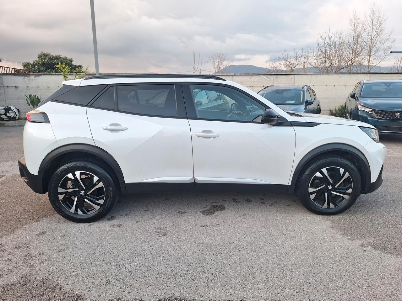 Peugeot 2008 1.5 HDi 130cv EAT8 Allure NAV+RETROCAM. 2023