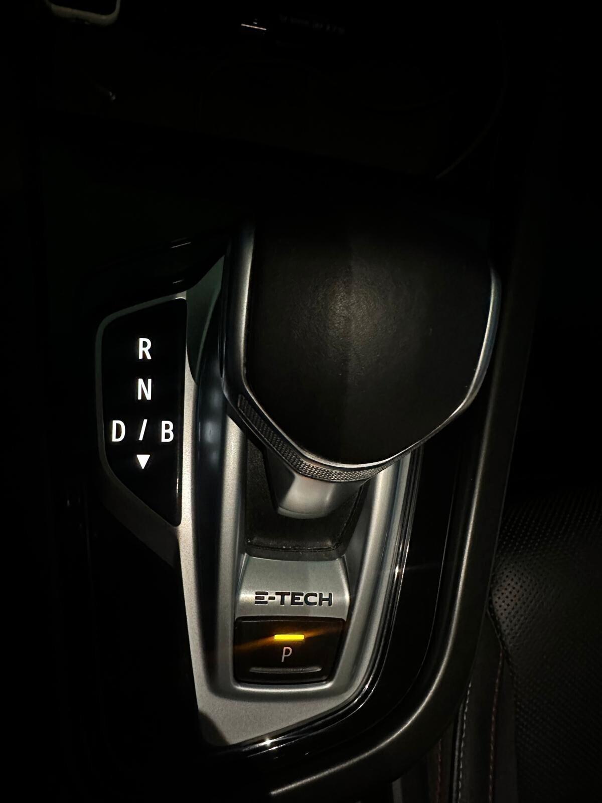 Renault Arkana Hybrid E-Tech 145 CV R.S. Line