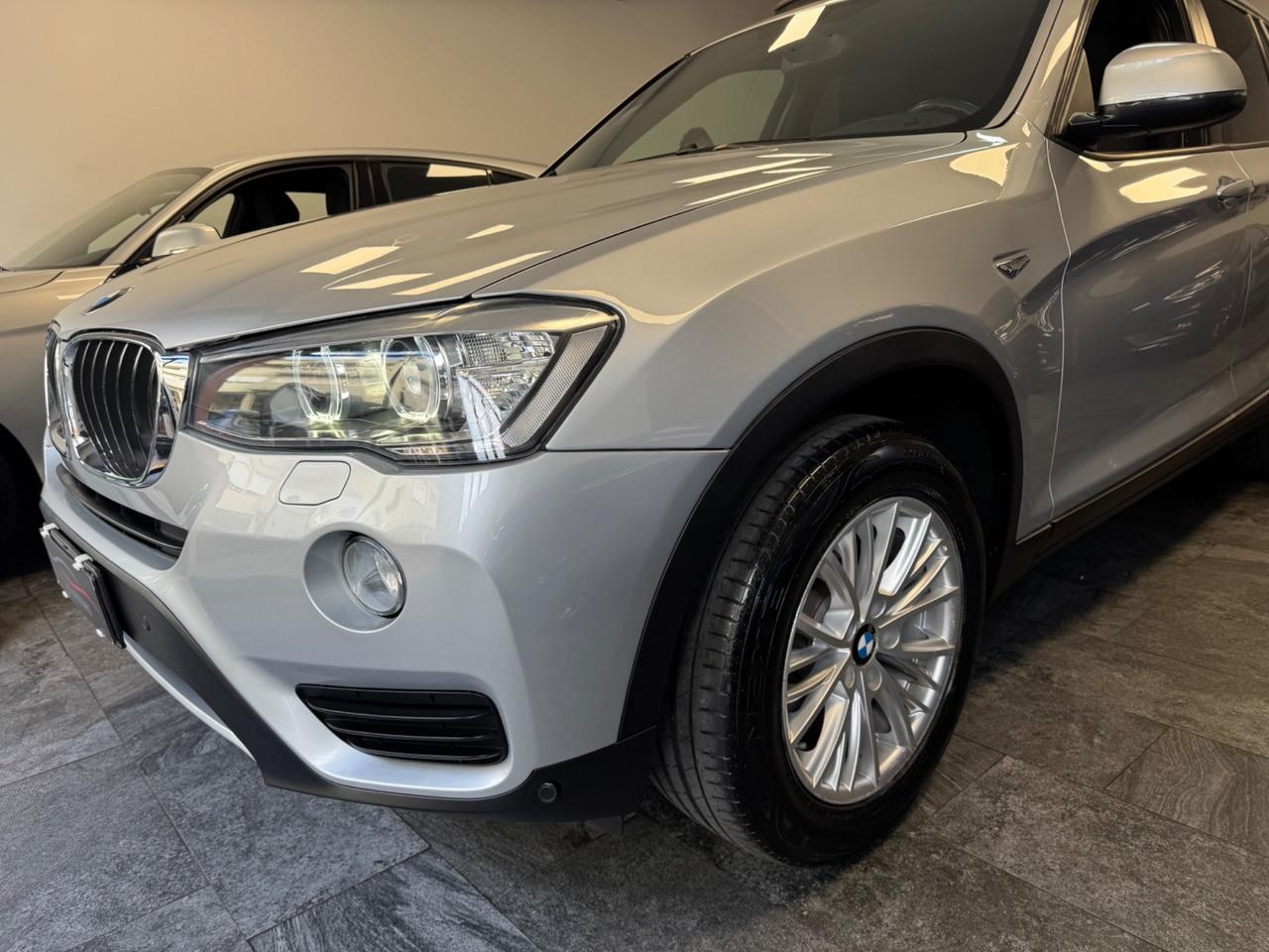 Bmw X3 sDrive18d 2.0 150 Cv Tetto apribile