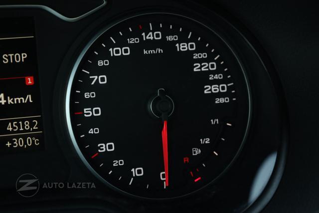 AUDI Q2 30 TFSI Business Advanced