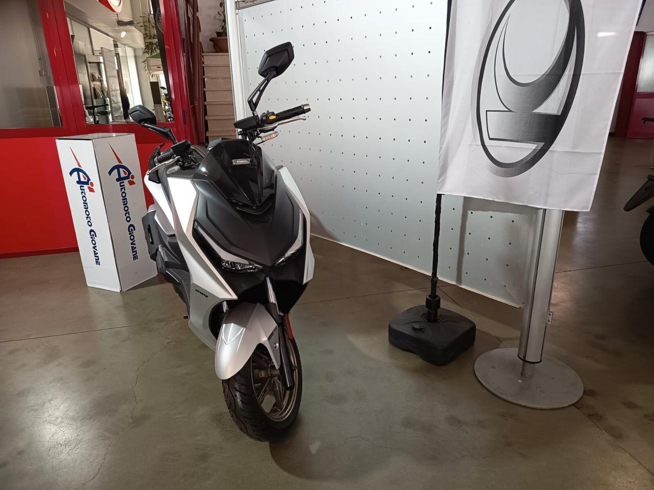 Kymco KRV 200 € 3.900,00 F.C.