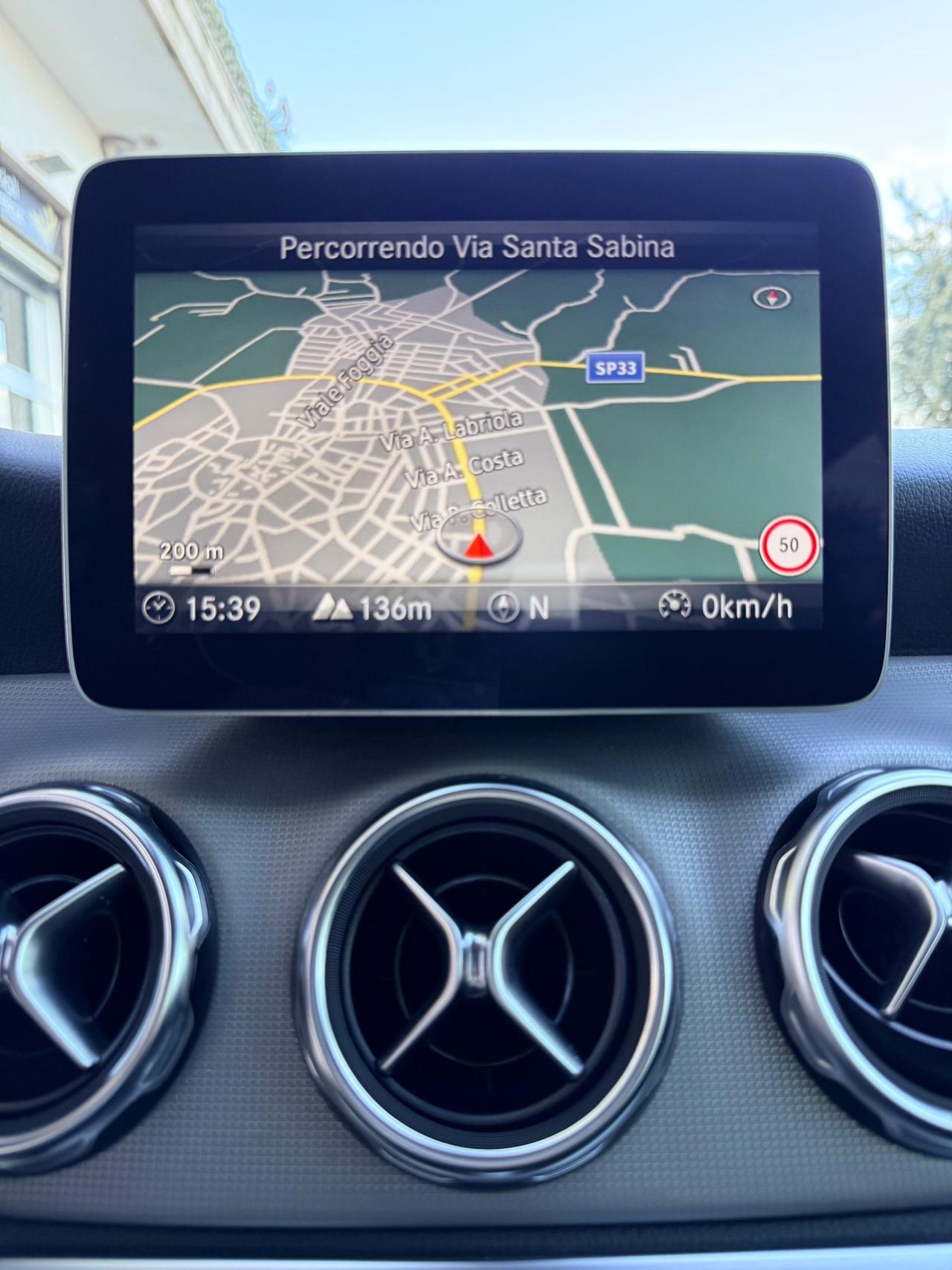 Mercedes-benz GLA 180 d Automatic Premium NAVI,GATORETELECAMERA,INTERNI IN PELLE,BLUETOOTH,ANDROID AUTO