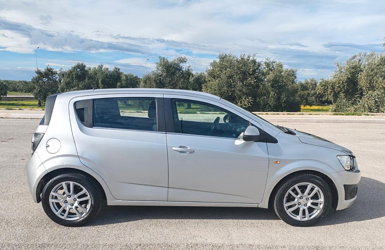 Chevrolet Aveo 1.2 86CV GPL 5 porte LT UNIPROPRIETARIO Neopatentati