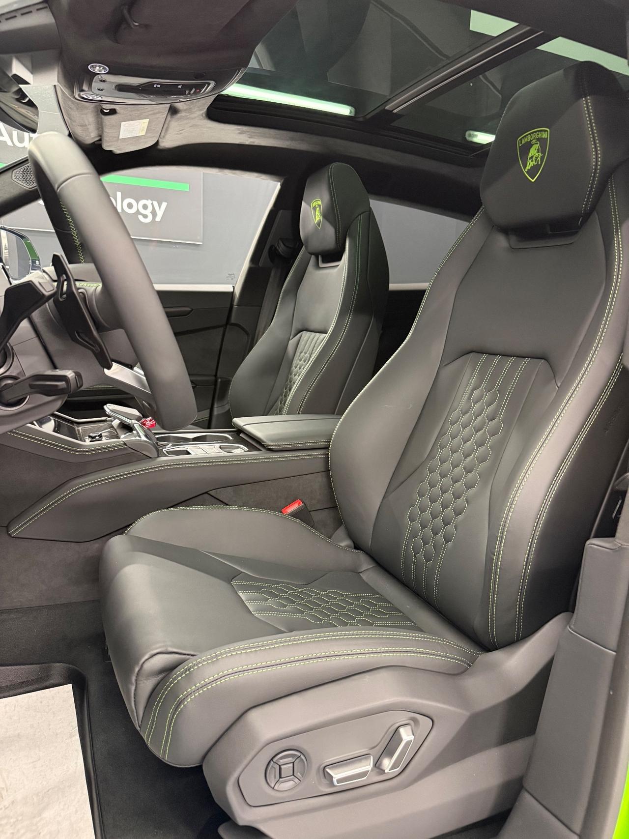 Lamborghini Urus 4.0 SE